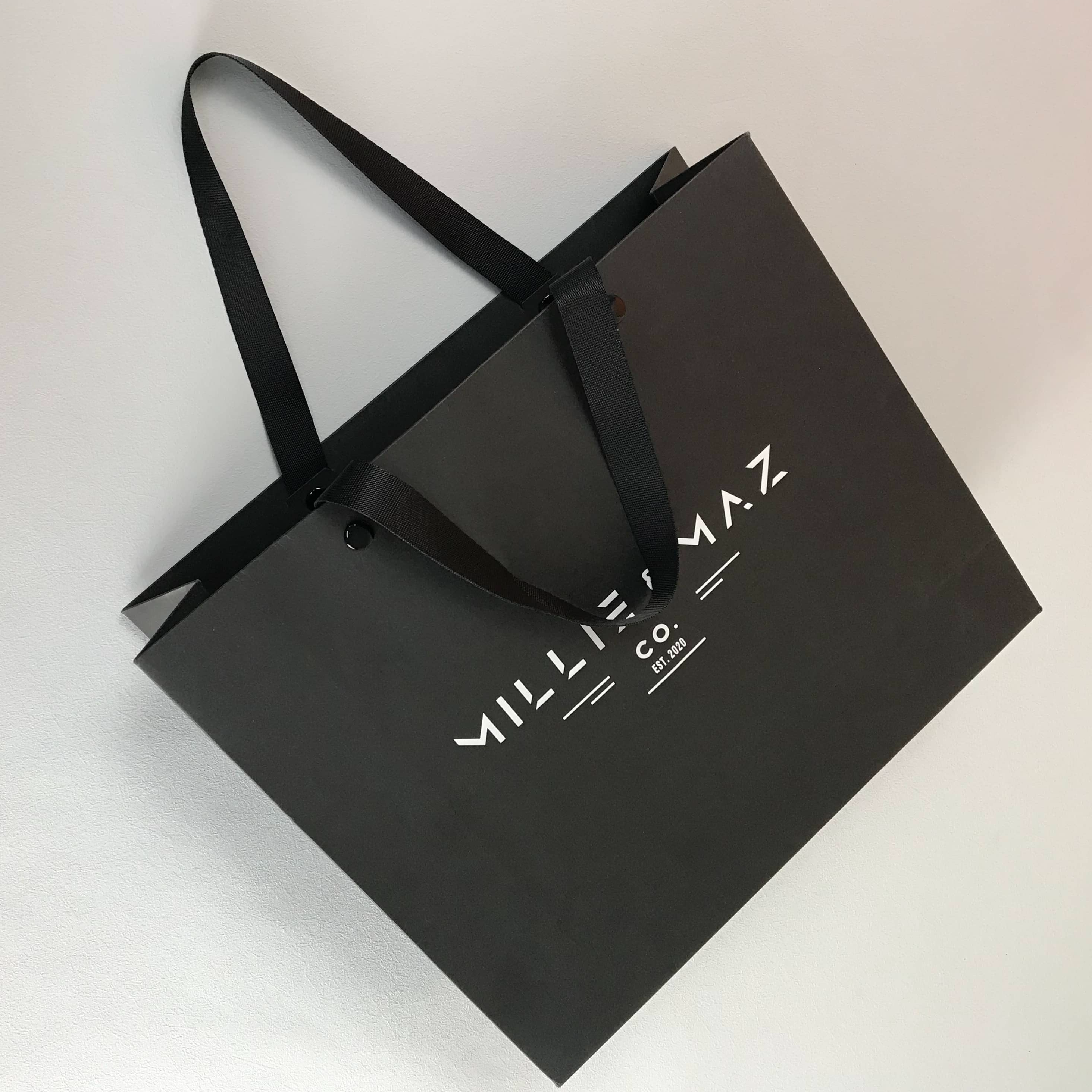 Black Gift Bag Bulk Wholesale for Grocery Shopping Paperbags (Logo Printed, Size Custimized, Low MOQ)