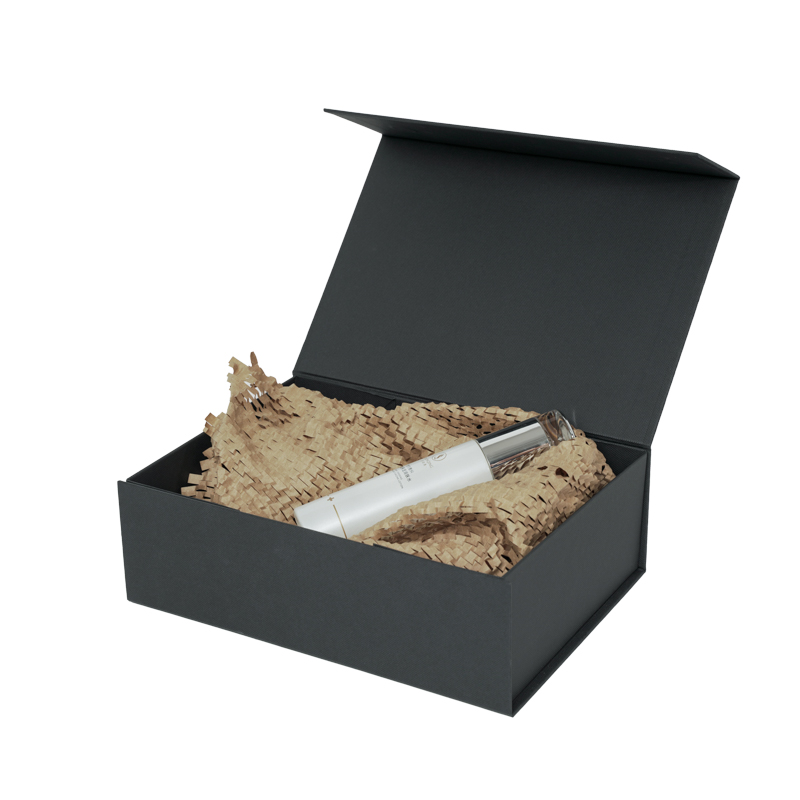 Lipack Custom Folding Black Magnetic Closure Gift Packaging Paper Box Luxury Cosmetic Skin Care Cardboard Box With Logos